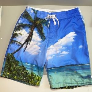 Old Navy Men’s Scenic Board swimwear. Full…